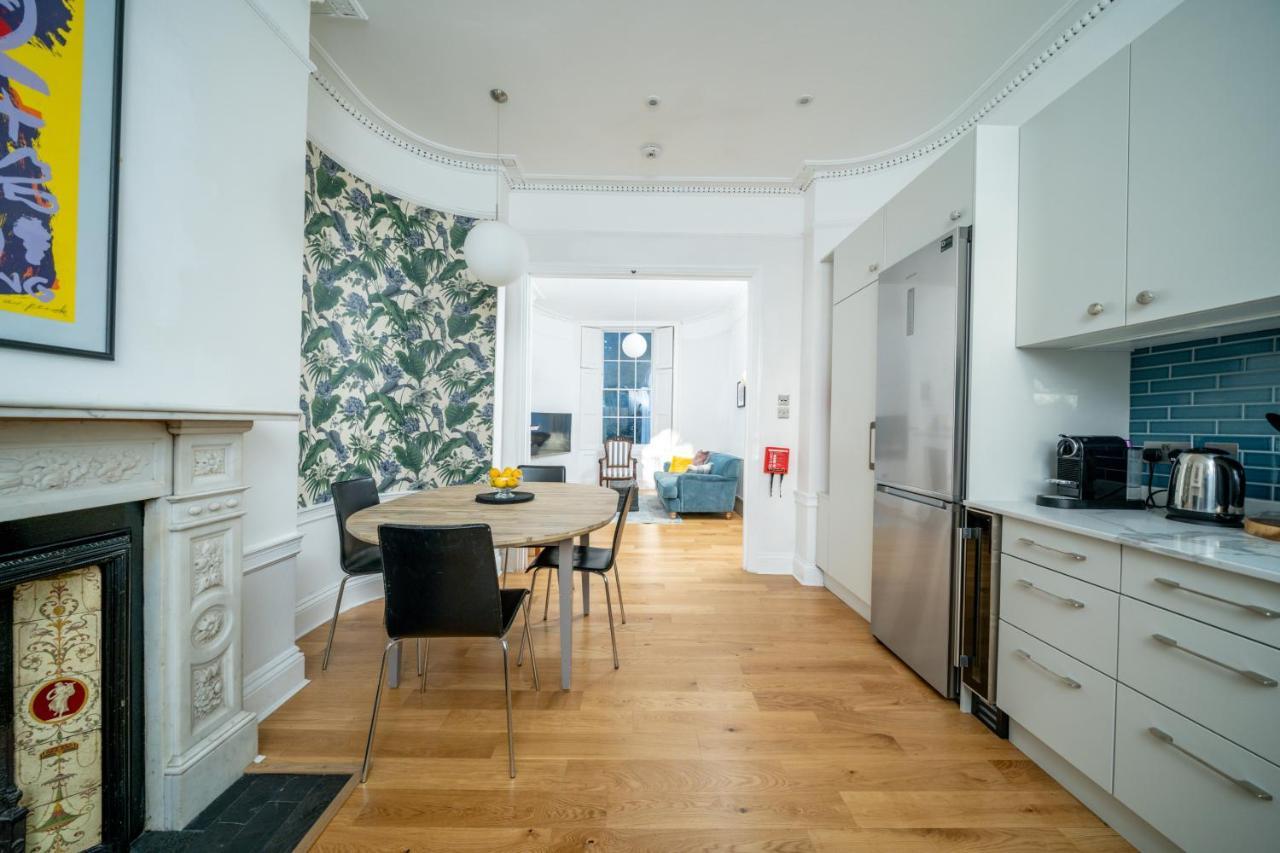 Sleek Flat With Communal Courtyard Лондон Экстерьер фото
